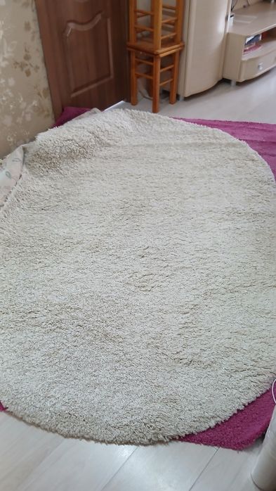 Продам,ковры б/у.район Молодежки.