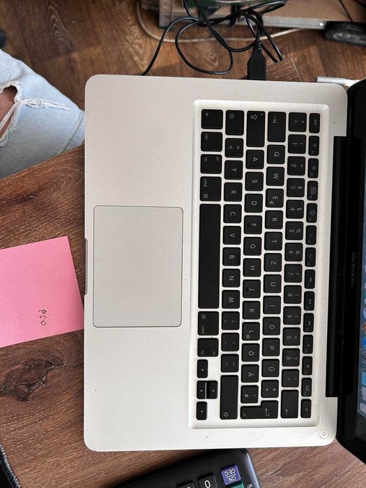 MacBook Pro 13" – Алуминиев корпус