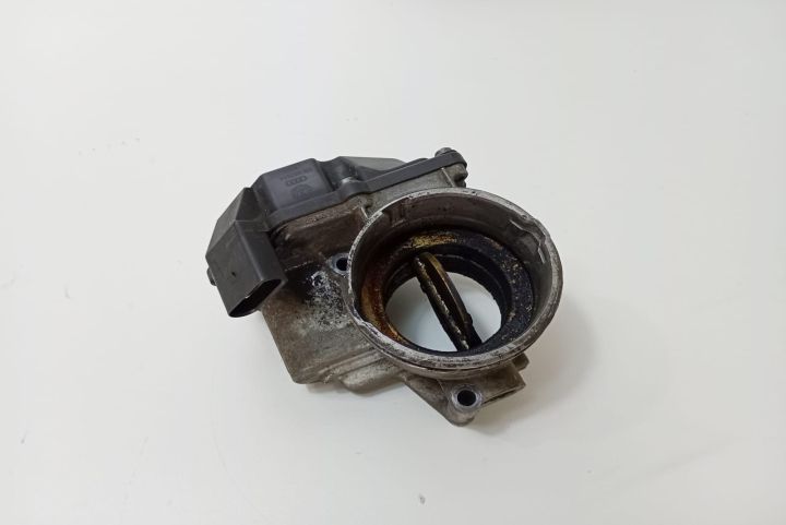 Clapeta acceleratie 03G128063A Skoda Octavia a 2-a generatie seria