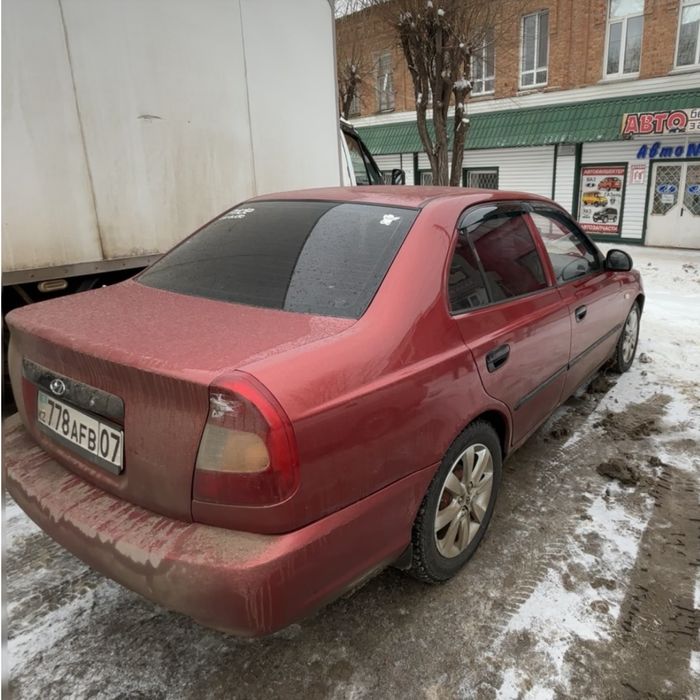 СРОЧНО ПРОДАМ Hyundai Accent