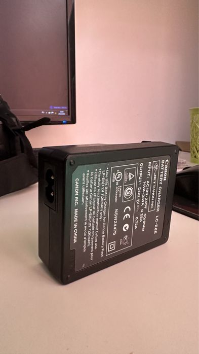 Зарядчик фотоапарата Canon