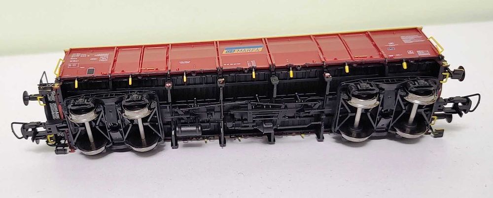 macheta vagon Eacs CFR Marfa var. rosu din set Albert Modell 500028 H0