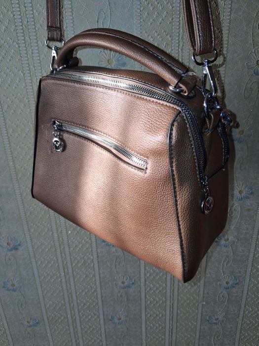 Продам хорошую сумочку