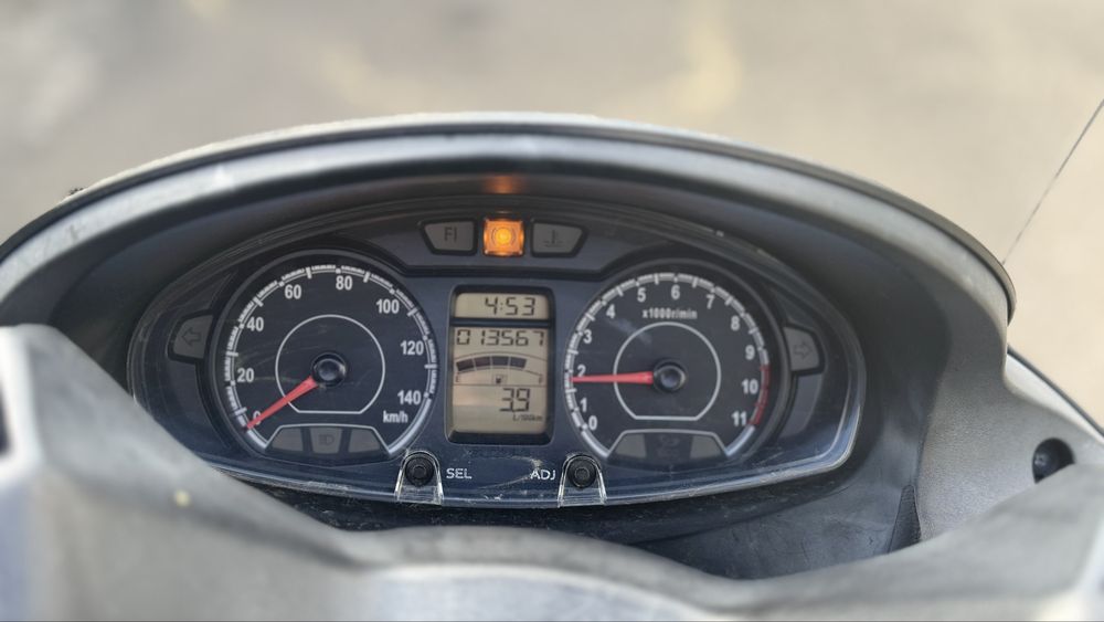 Suzuki burgman125 cm