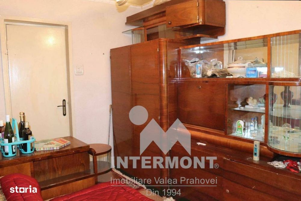 Apartament 3 camere Sinaia- etaj intermediar