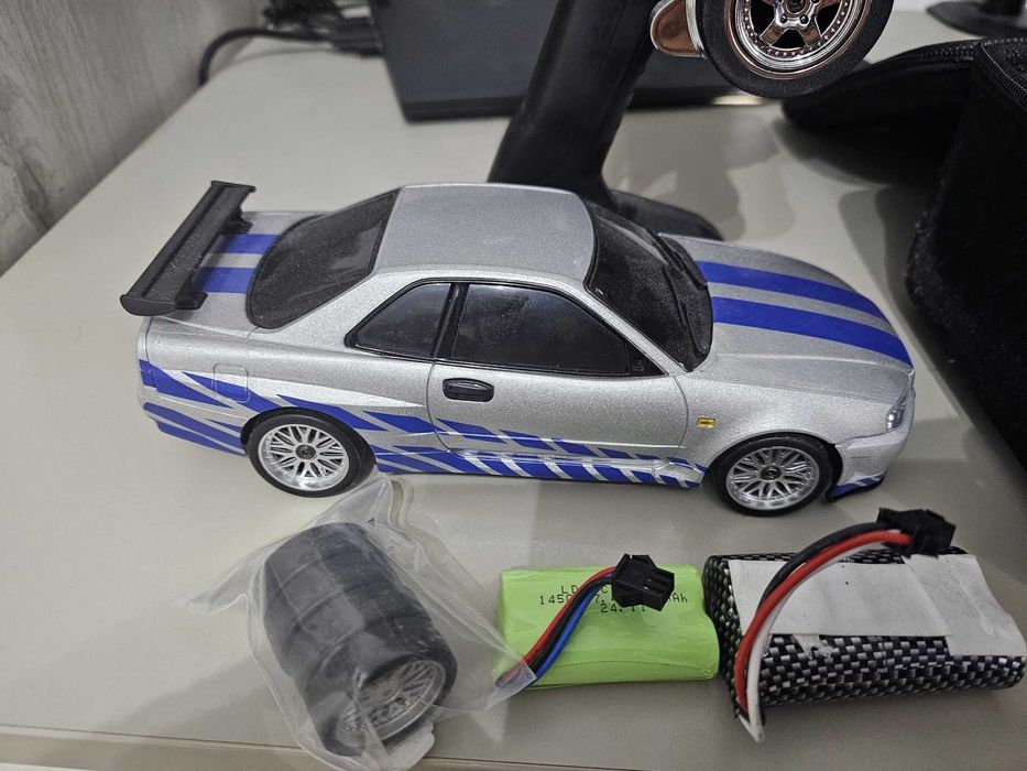 Masina cu telecomanda Nissan Skyline drift