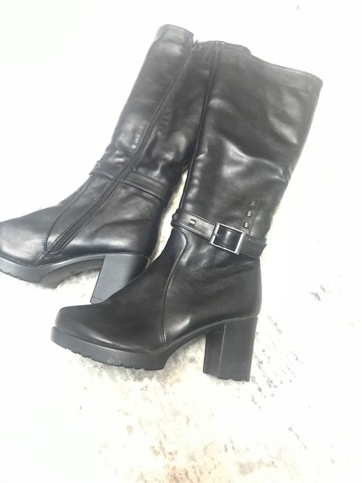 Продам куртки