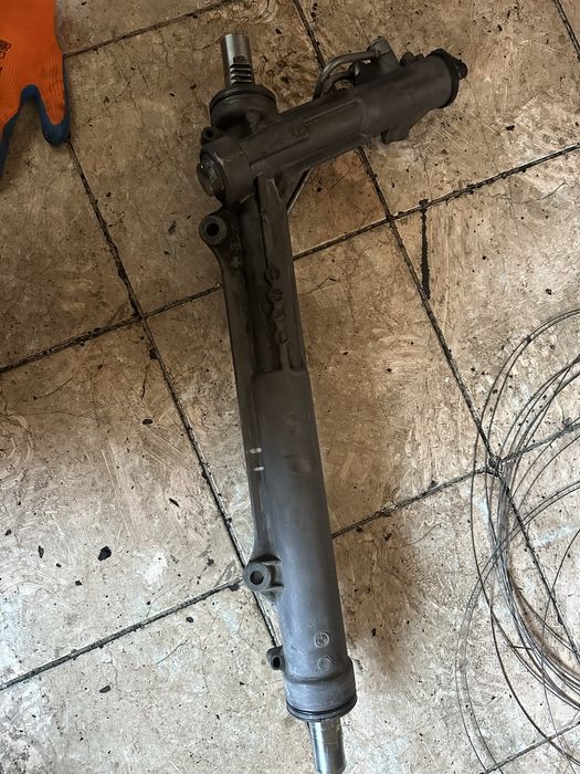 Рулевой рейка BMW х5 е53