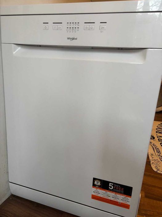 Съдомиялна Whirlpool WFE 2B19 Перфектна и като Нова - Свободностояща