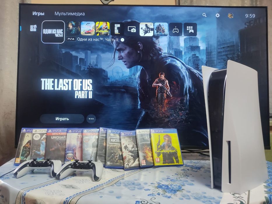 Продам PS 5. Вместе с играми.
