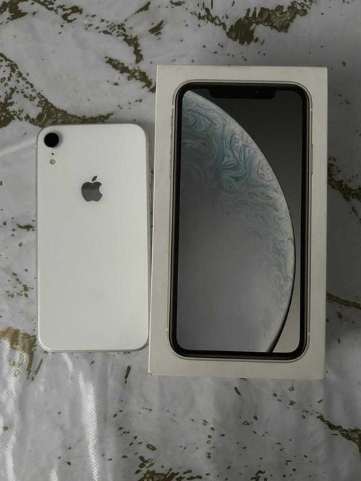 продам Xr  айфон