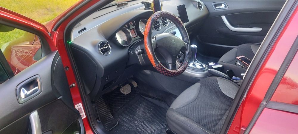 Продам пежо 308 в идеальном состоянии