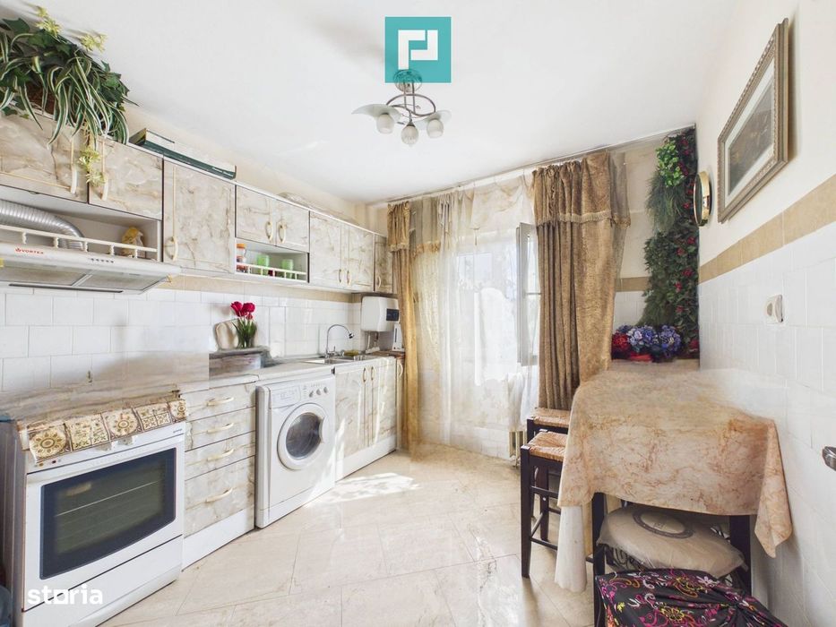 Apartament cu 3 camere, în orașul Sebiș, Arad