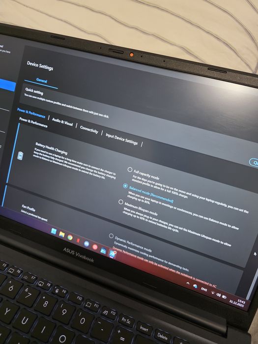 Asus Vivobook 15 - Ryzen 7 5800HS, 16GB RAM, 512GB SSD