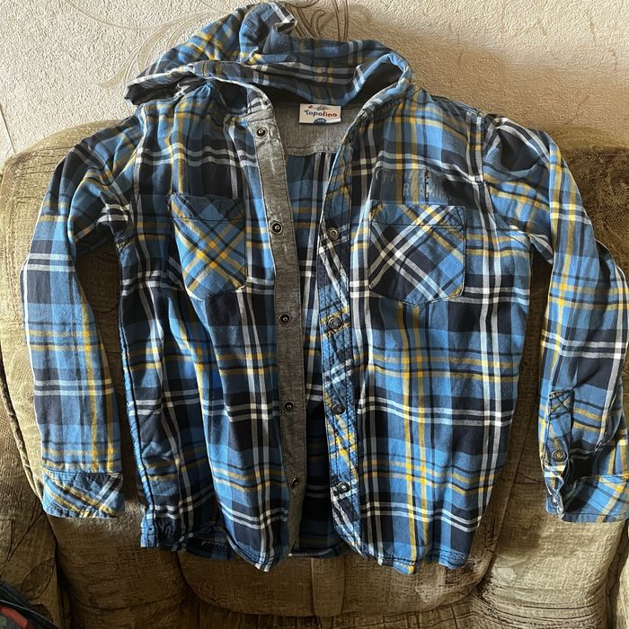 Рубашки на 4-6 лет.