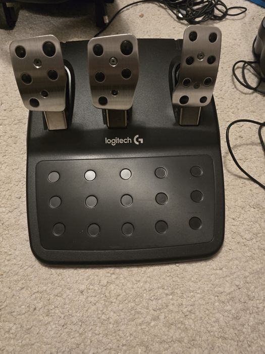 Volan Logitech G920 + schimbator Logitech