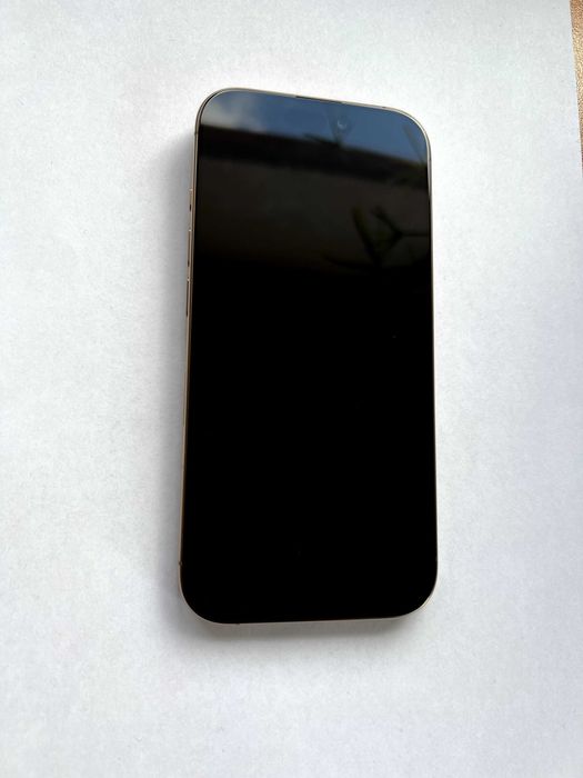 iPhone 16 Pro Dessert Titanium 256GB - с проблем