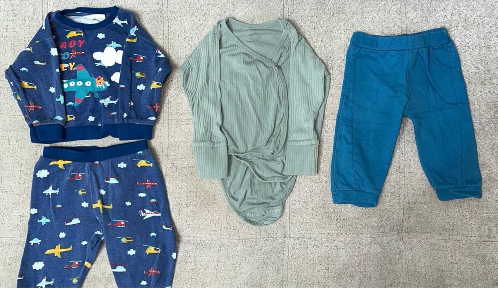 Продам пакет детских вещей