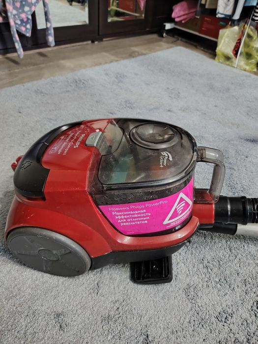Продам пылесос Philips