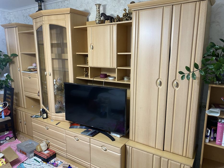 Продам стенку шкаф, возможен торга