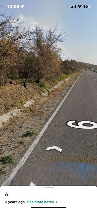 Лице на главния  път на вход на гр.Казанлък от Стара Загора.