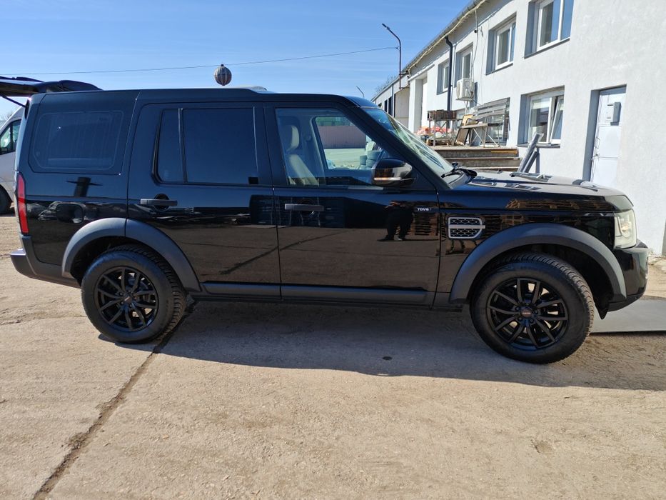 Land Rover Discovery 4