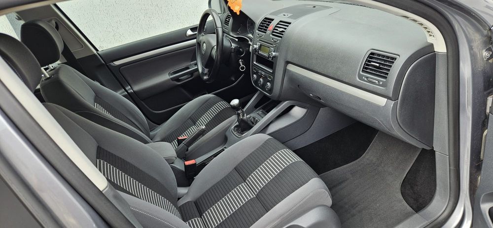 Vw Golf 5   **Benzina**