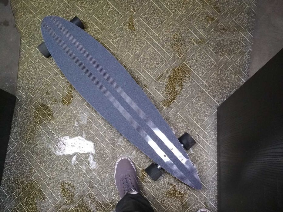 Продаётся Карбоновый Лонгборд