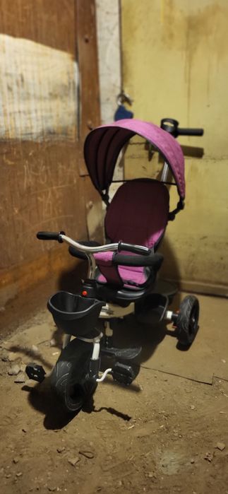 Велосипед трёхколёсный