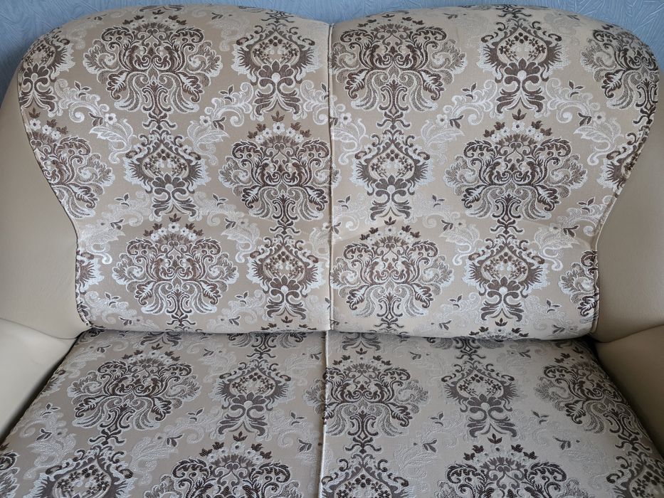 Диван двухместный новый