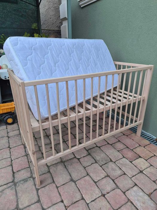 Set pătuț bebe lemn natur 120x60 + saltea + protecție NOU