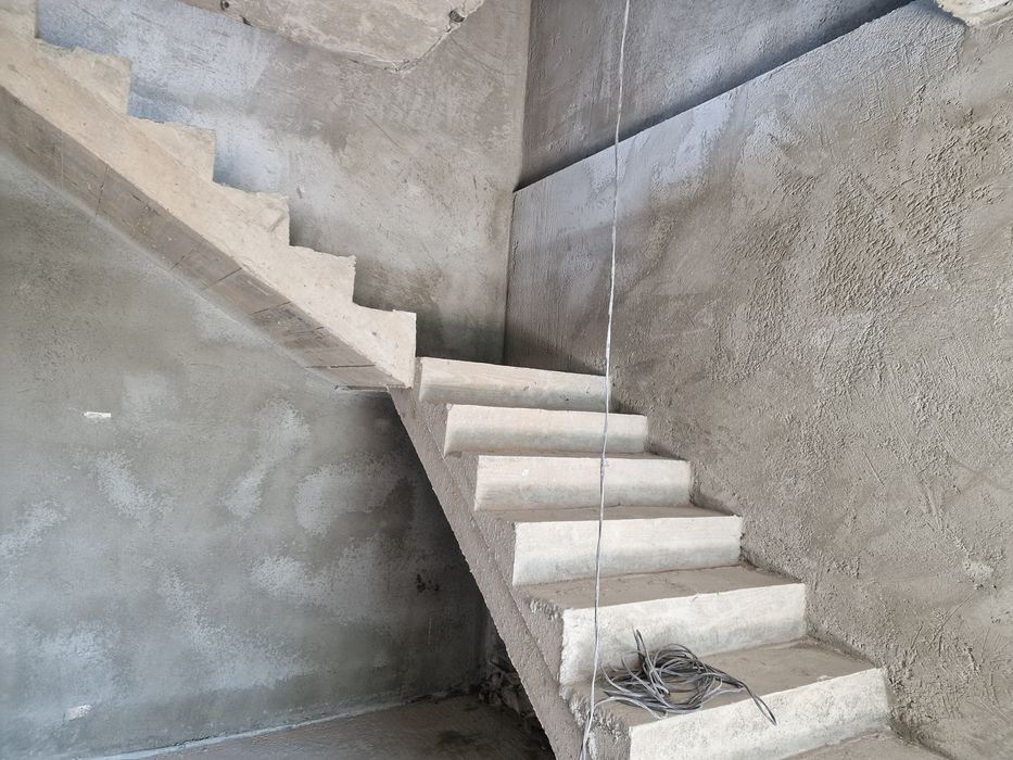 Tencuit, tencuiala mecanizata,amenajări interioare-