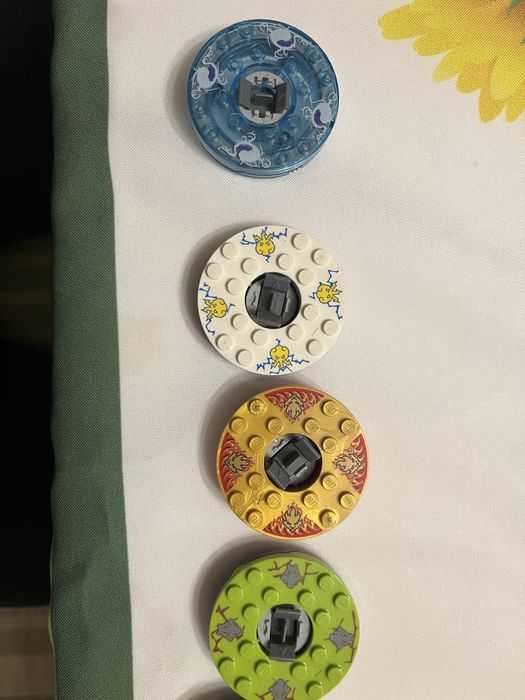 Лего  минифигурки