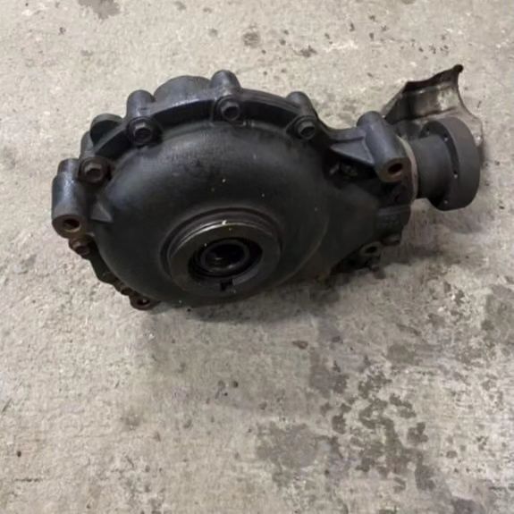 Редуктор передний