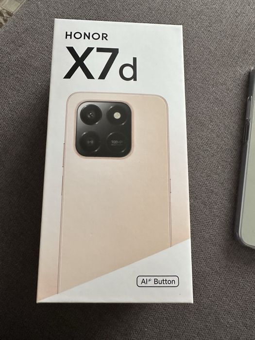 Продам телефон honor x7d
