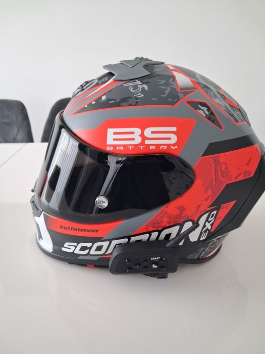 Vând cască moto SCORPION EXO -R1