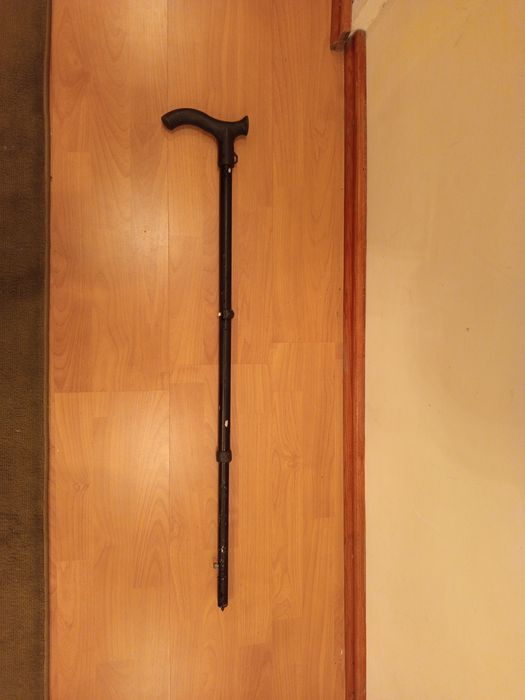 Продаётся / трость / .