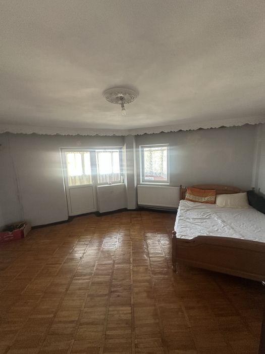Apartament 3 camere centru inchiriere