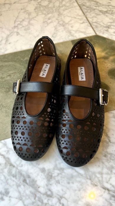 Alaia flat обувки