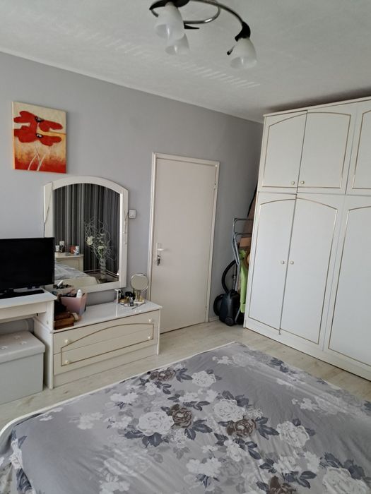 Продава се Четиристаен апартамент в Разград, Център - 120 кв.м за 1509 €/кв.м - Снимка #14