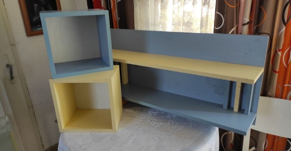 Рафтове за стена и други