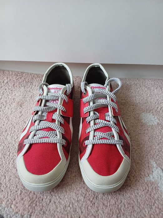 Pantofi Reebok mărimea 36