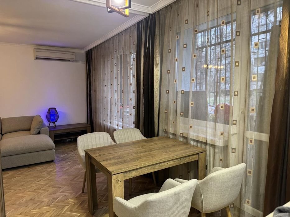Продава се Тристаен апартамент в София, Медицинска академия - 107 кв.м за 2002 €/кв.м - Снимка #4