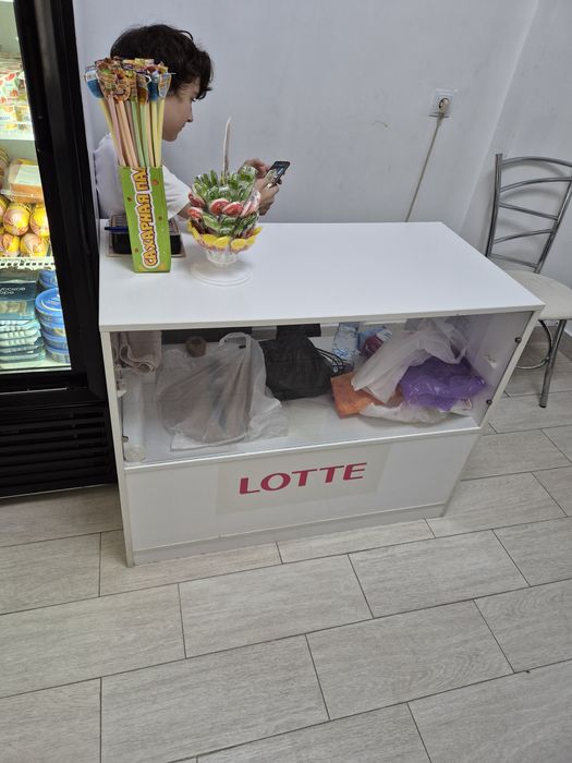 Продам стелаж 3м