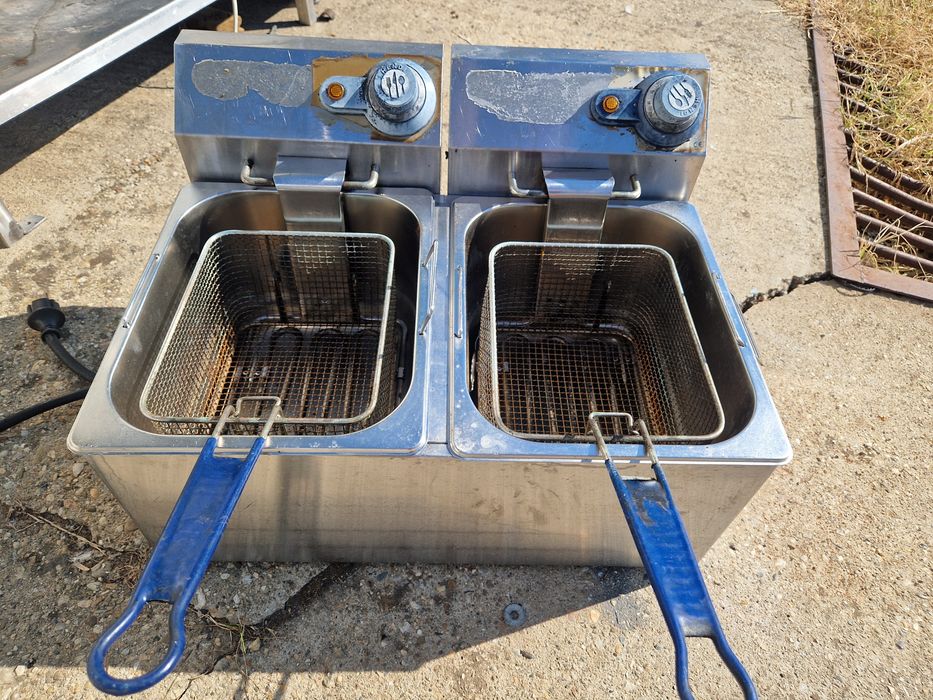 Toaster simplu si dublu, robot legume, intinzator aluat alte aparate g