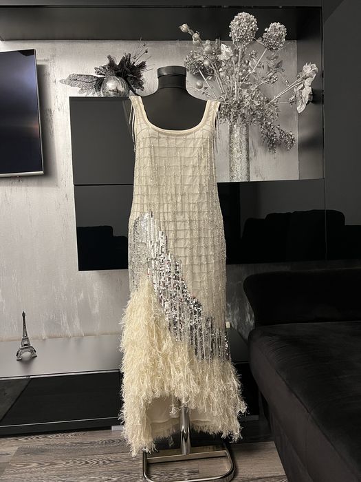 Rochie cu lanturi de sticla