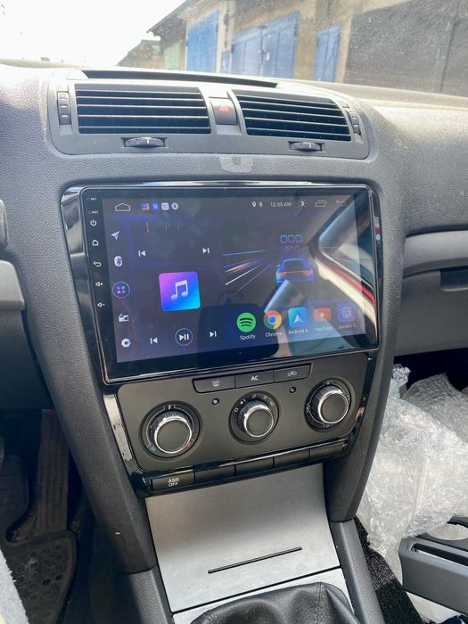 OFERTA - Navigatie Android Skoda Octavia 2 - Ecran QLed CarPlay DSP