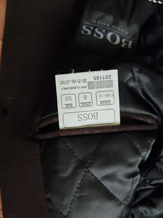 Продам пальто Hugo boss