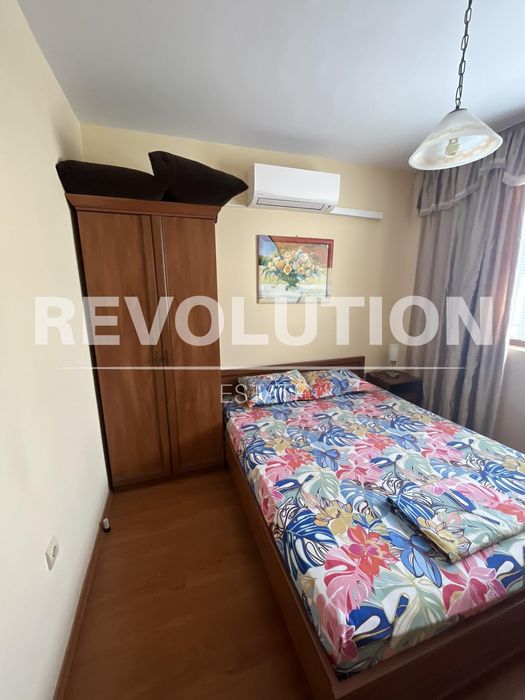 Дава се под наем Двустаен апартамент в к.к. Св.Св. Константин и Елена - 60 кв.м за 498.27 € - Снимка #4