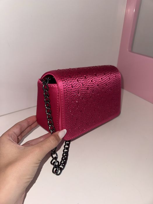Токчета и чанта фуксия чисто нови